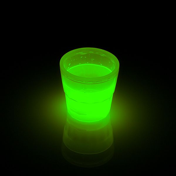 Schnaps-Leucht-Becher EXTRA-Leuchtkraft, gr�n